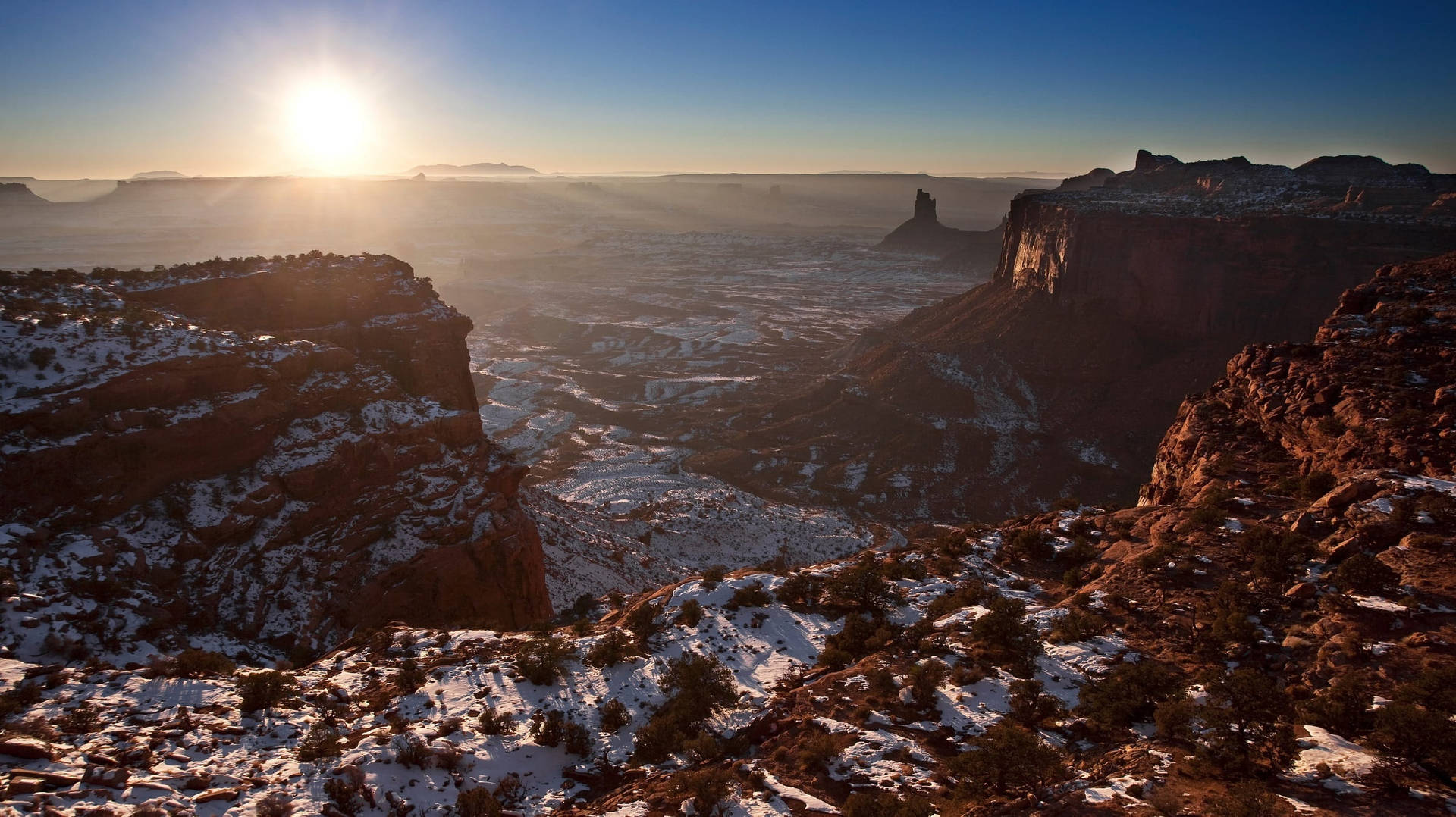 Snow In Canyonlands National Park Wallpaper