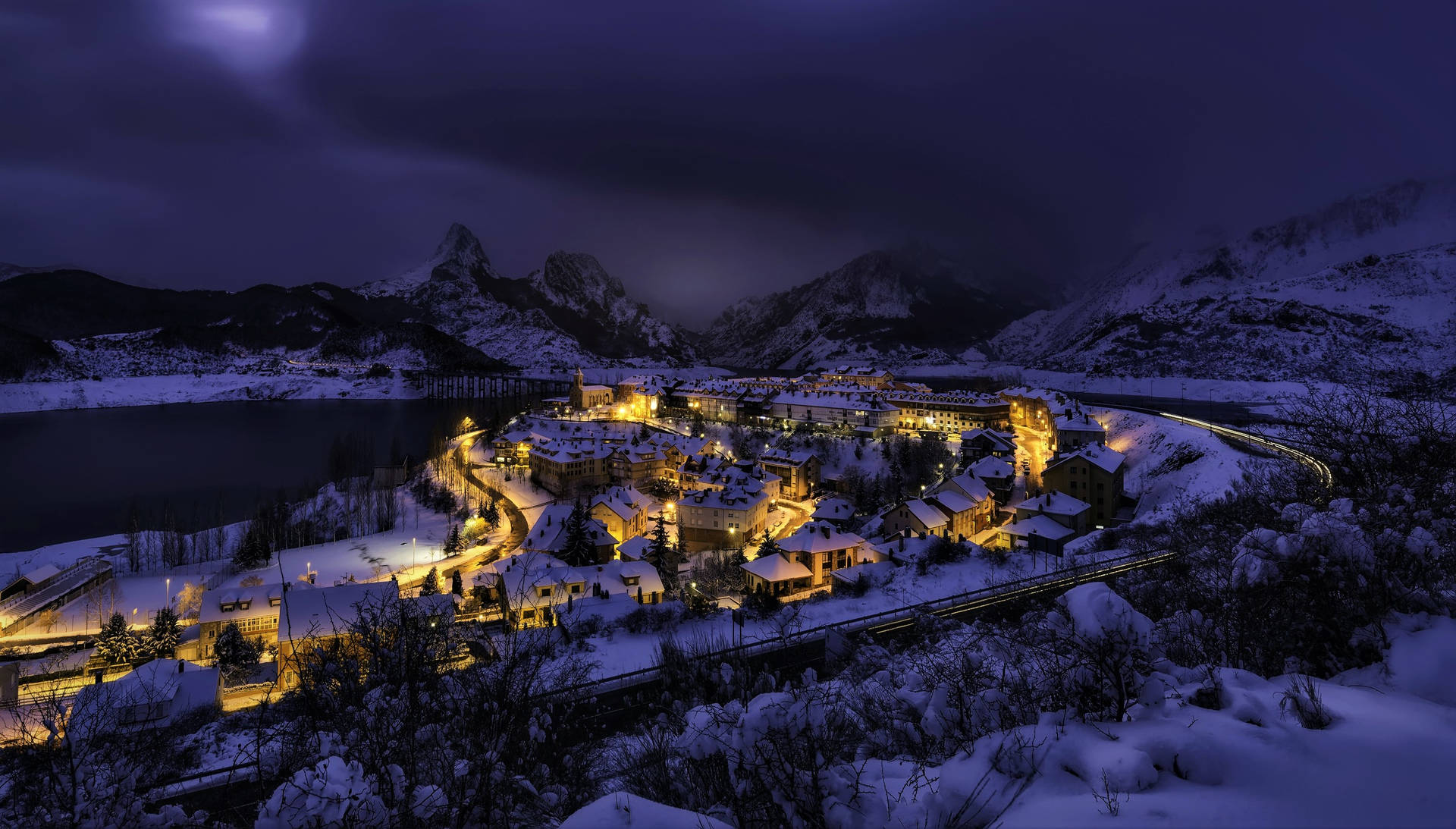 Snow Mountain Town At Night Wallpaper