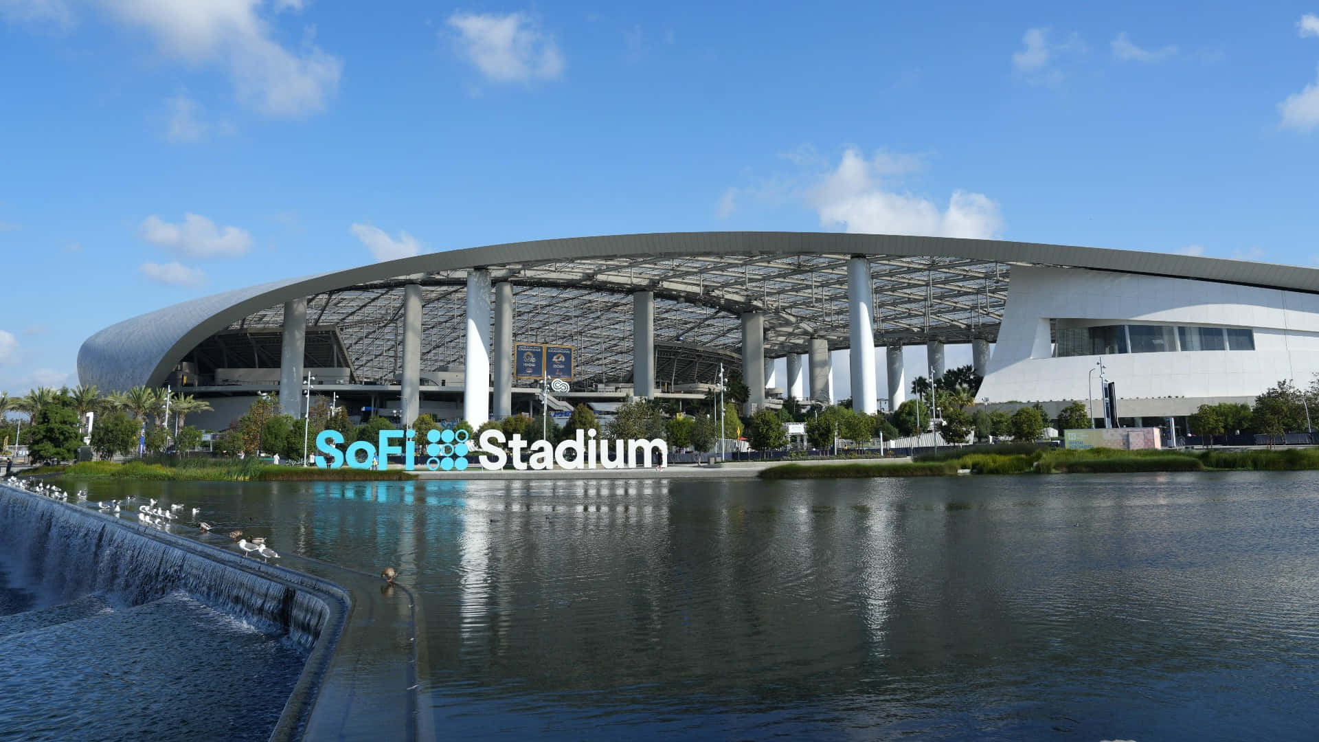 Experience the thrill of the game with Sofi Stadium
