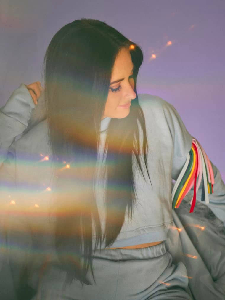 Solo Country Musician Kacey Musgraves Background