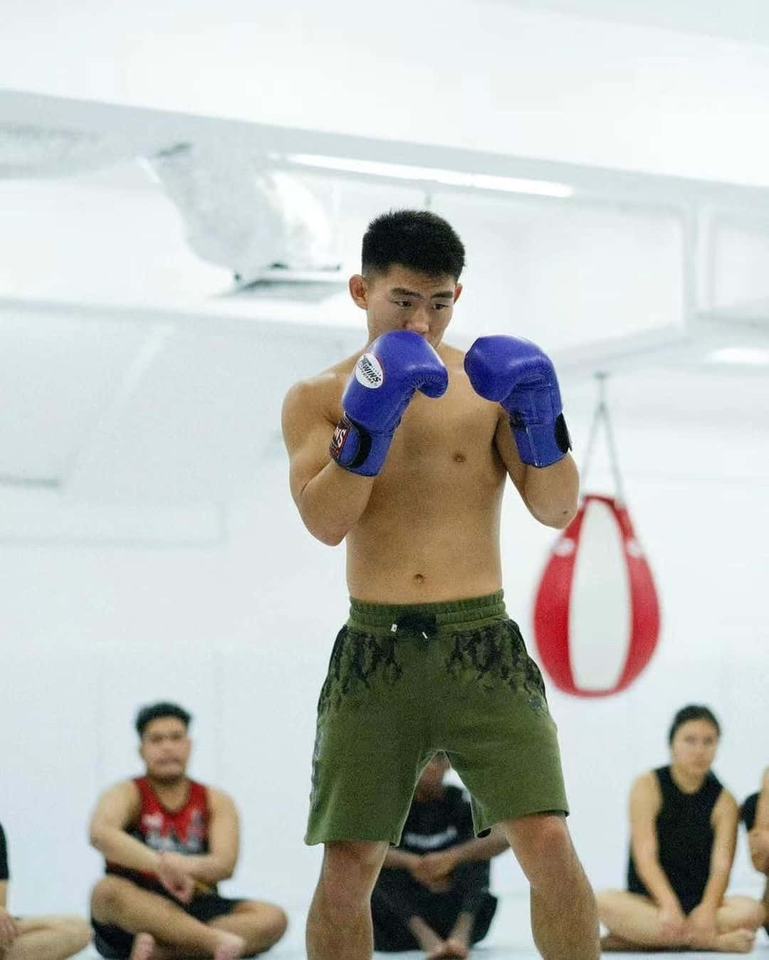 Song Yadong Boxing Training Wallpaper