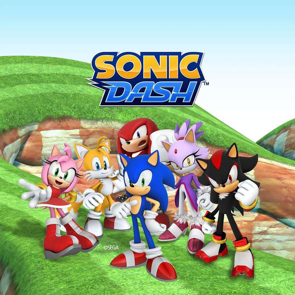 Sonic Dash: Speed through Exciting Loops and Jumps Wallpaper