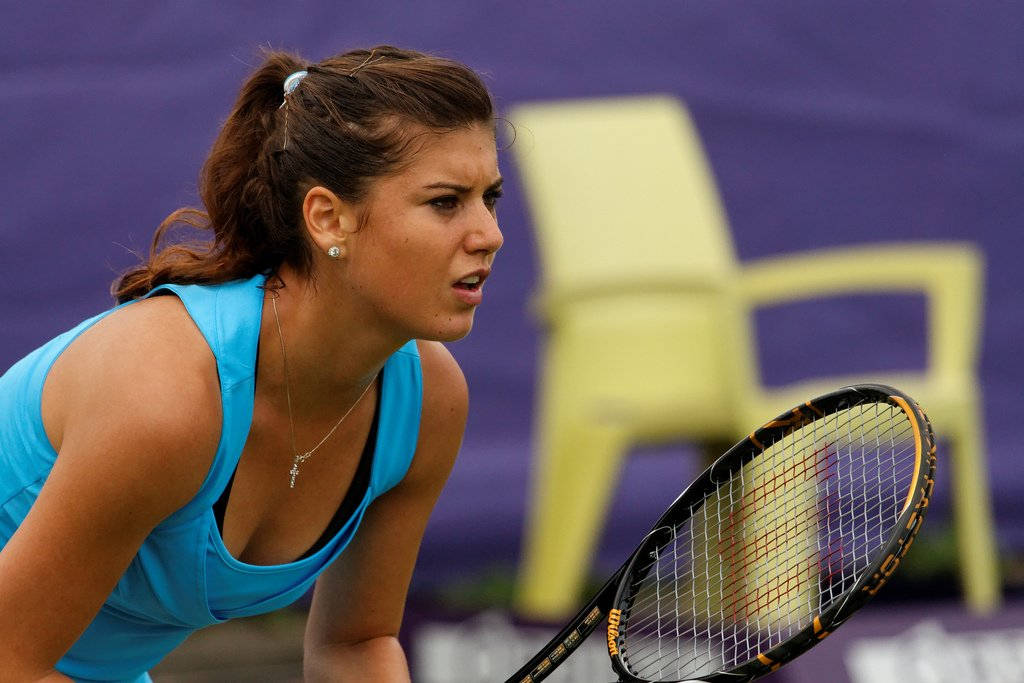 Sorana Cirstea Intensely Concentrating During a Match Wallpaper
