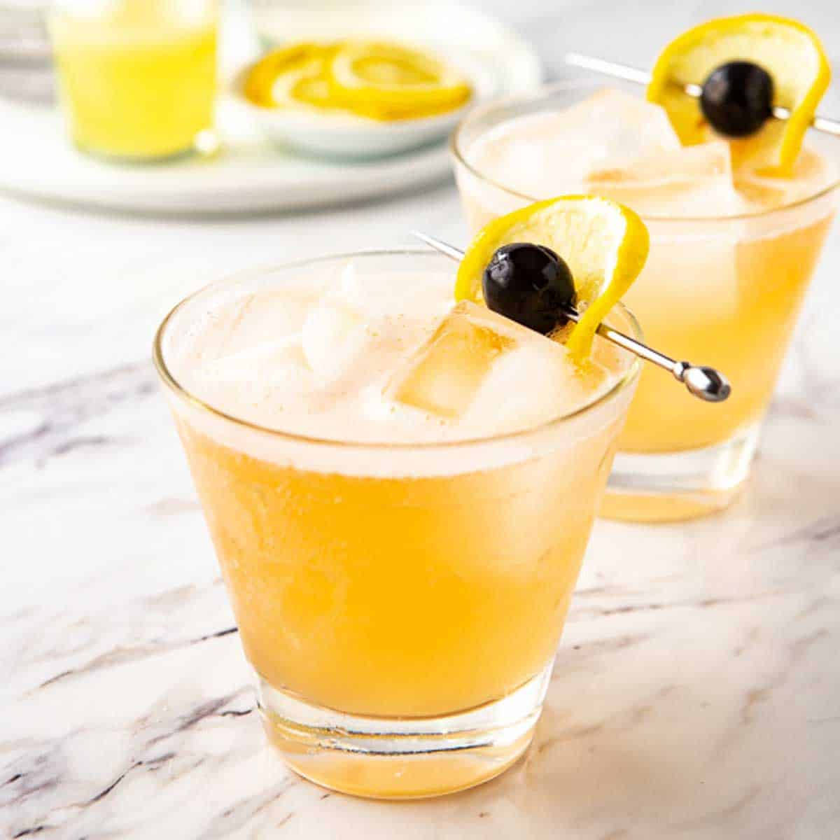Sour Drink With Lemon Wallpaper
