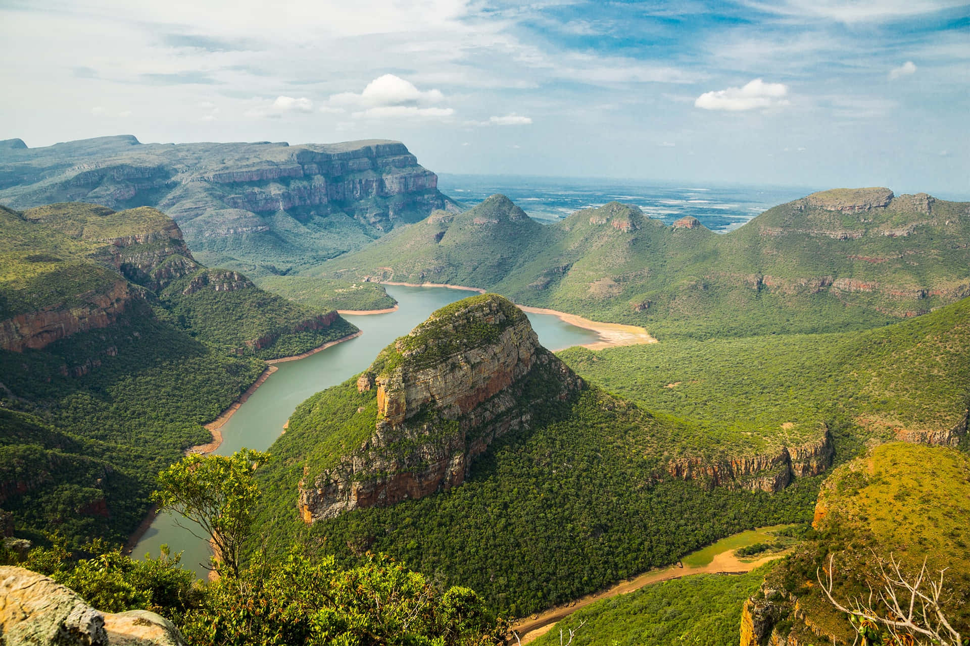 Stunning view of Table Mountain in Cape Town, South Africa