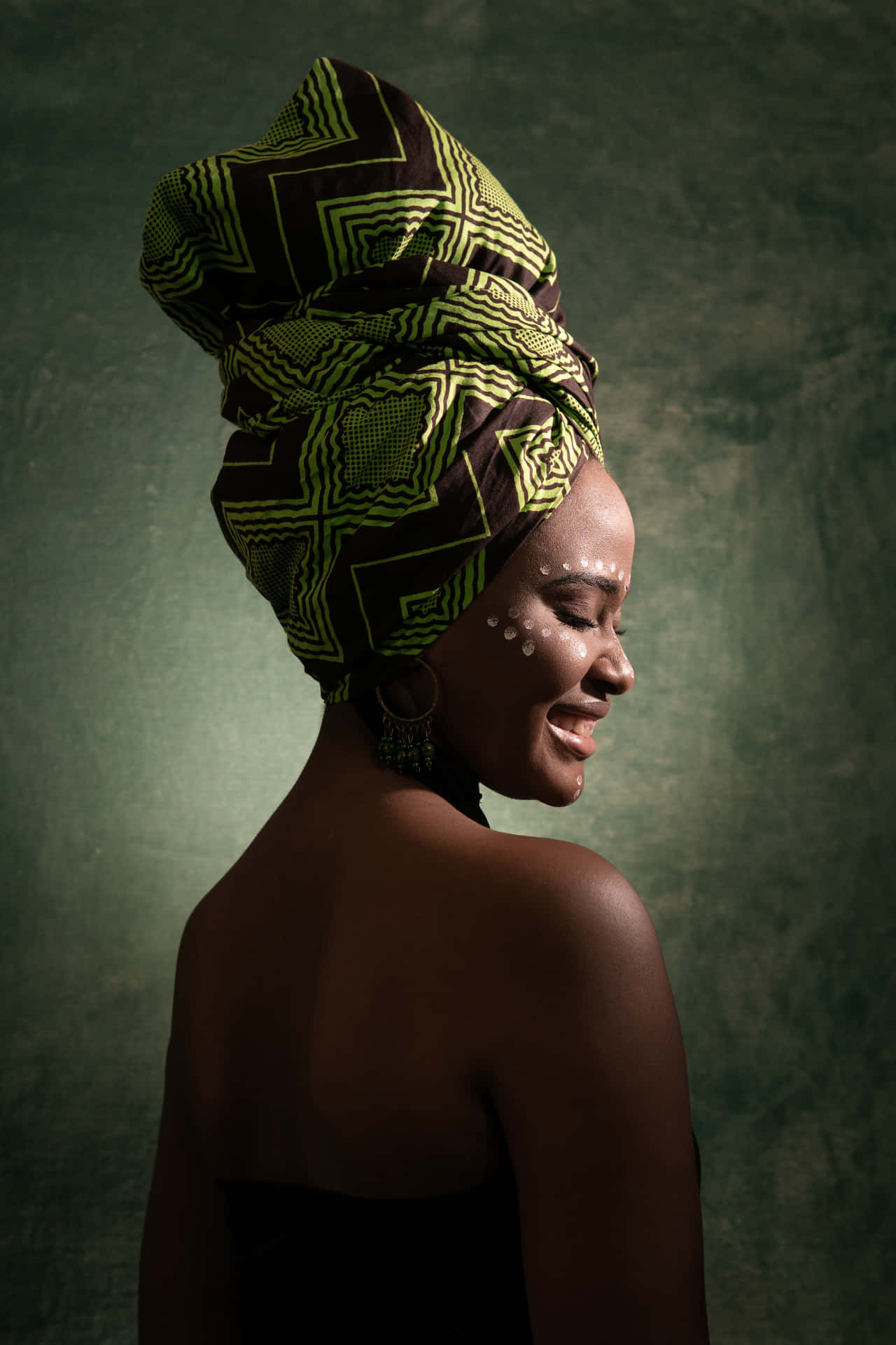 South African Woman Traditional Headdress Wallpaper