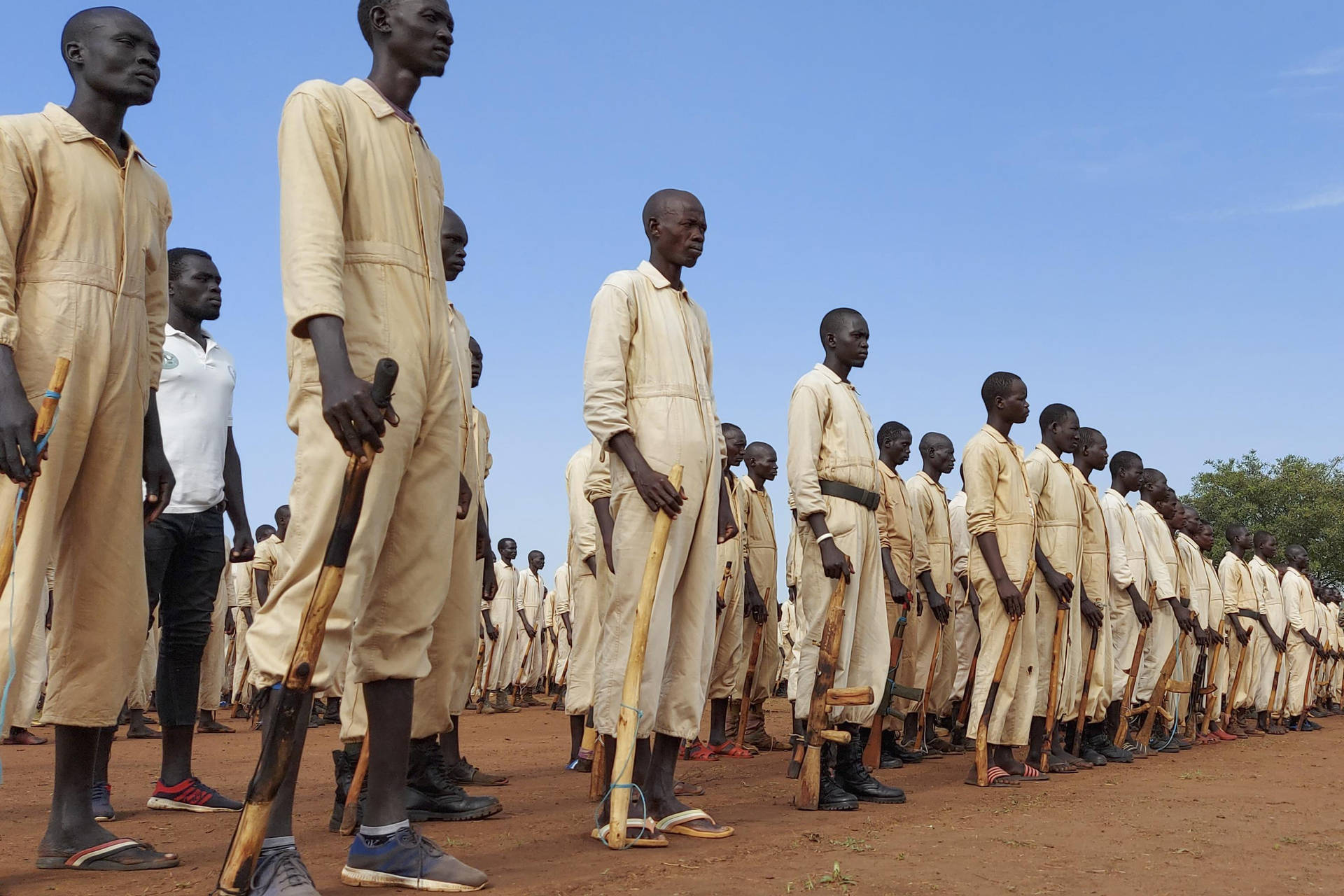 Syd-Sudan Mænd Trævåben Wallpaper