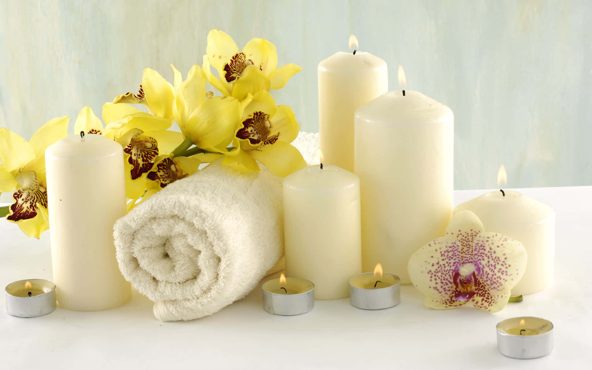 “Relax and Enjoy a Luxurious Spa Treatment.” Wallpaper