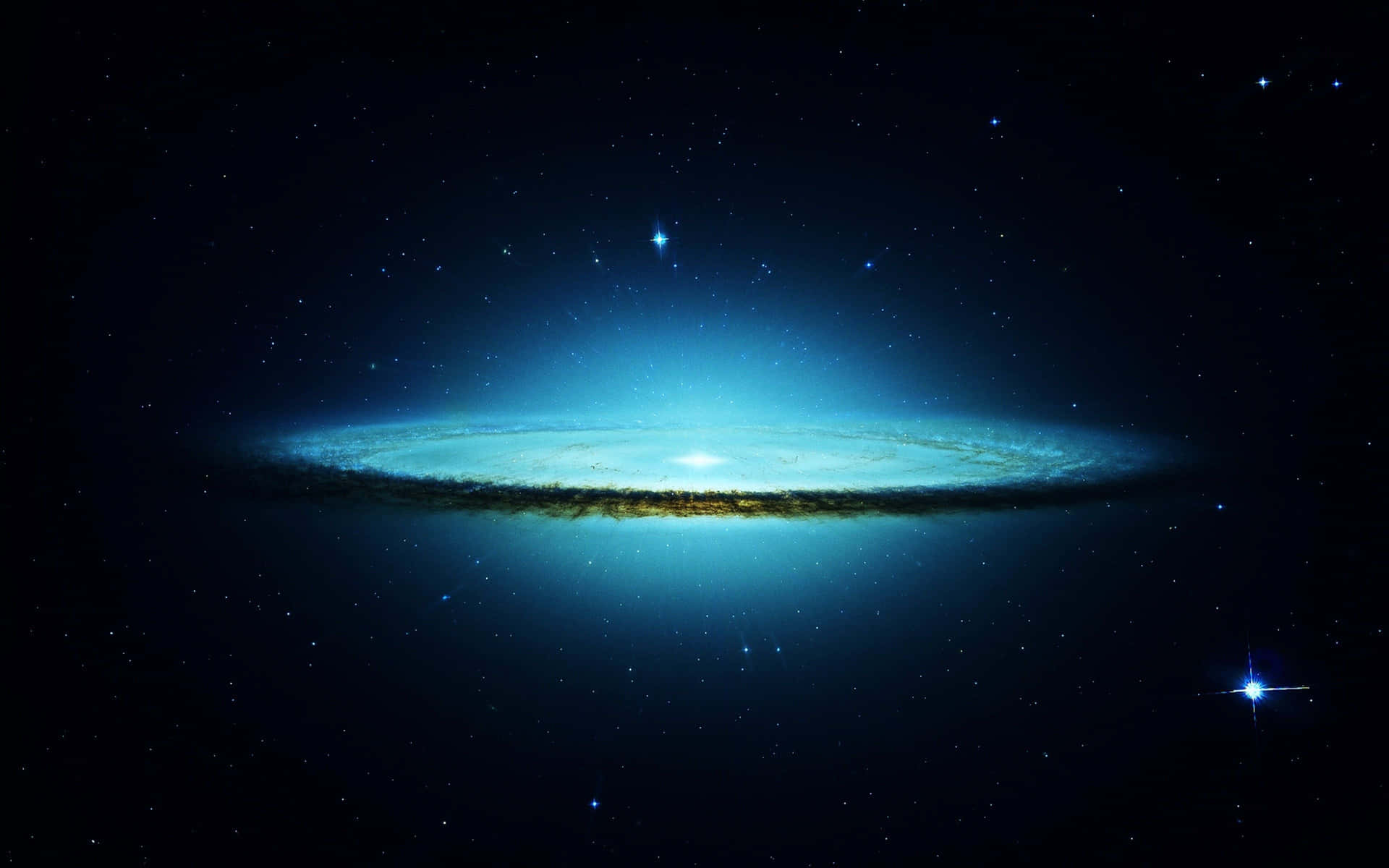 Fondod'immagine Per Computer O Dispositivi Mobili: Blu Sombrero Spazio Galassia. Sfondo
