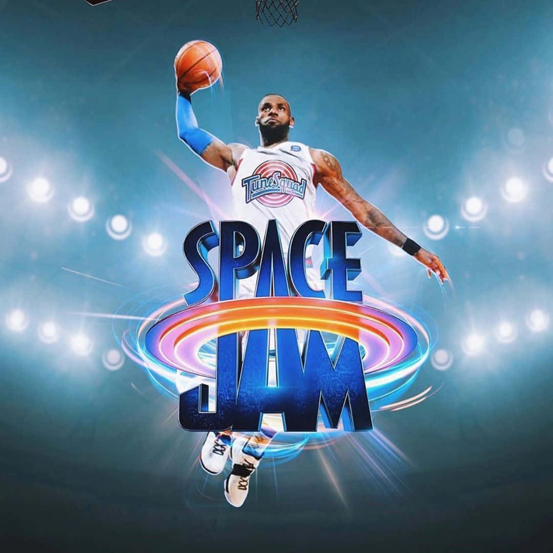 Join Bugs Bunny and the Looney Tunes in a basketball game against aliens in Space Jam