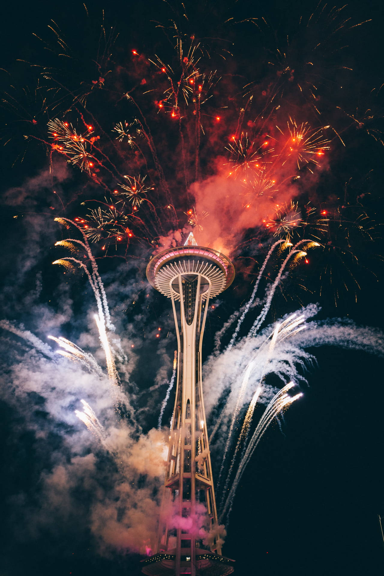 Space Needle Fireworks Night Wallpaper