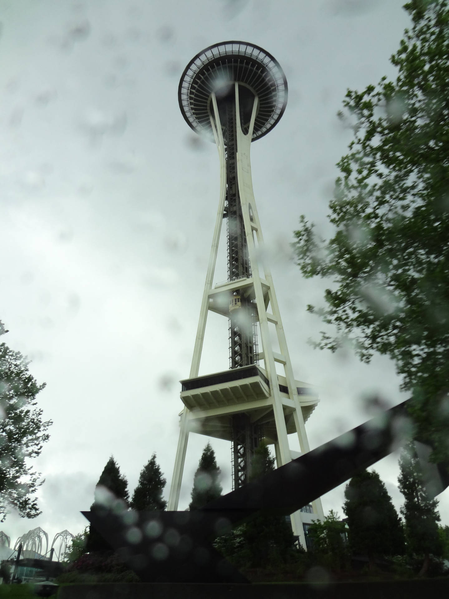 Space Needle Gloomy Seattle Rain Sky Wallpaper
