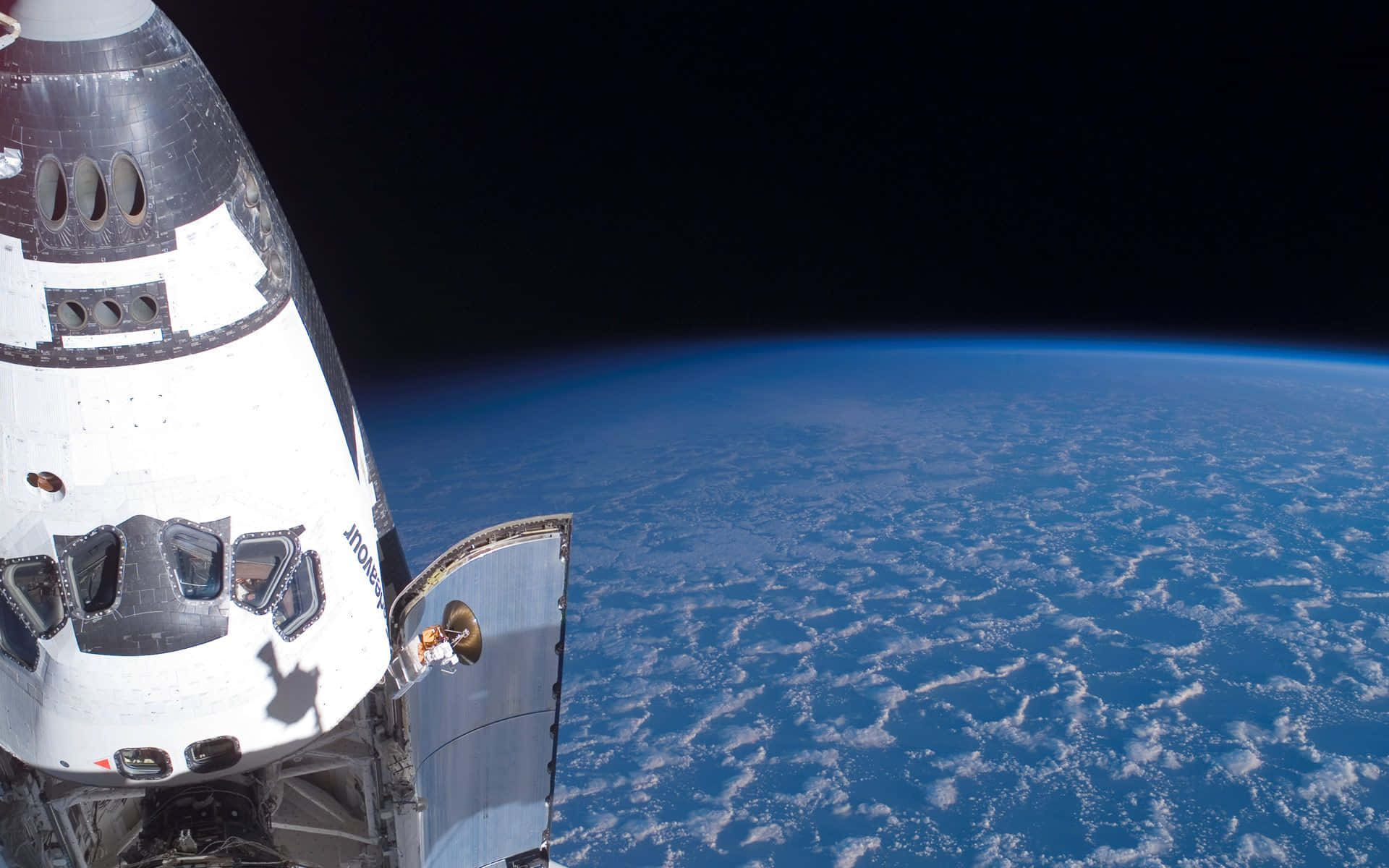 Elvenerable Transbordador Espacial Despega Desde Cabo Cañaveral. Fondo de pantalla