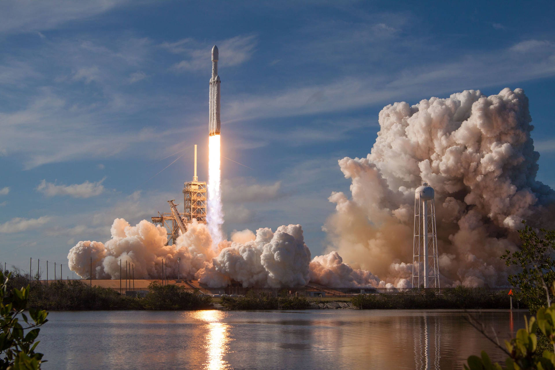 SpaceX Lift Off Wallpaper
