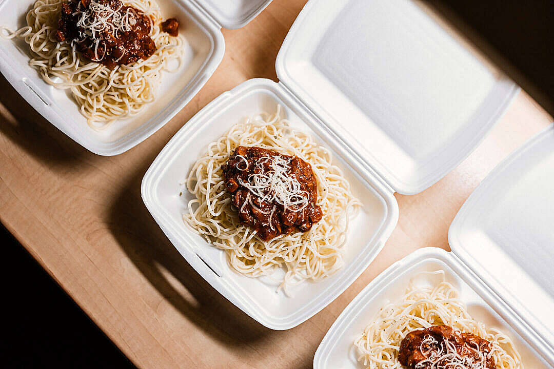 Spaghetti On Dining Box Food Desktop Wallpaper