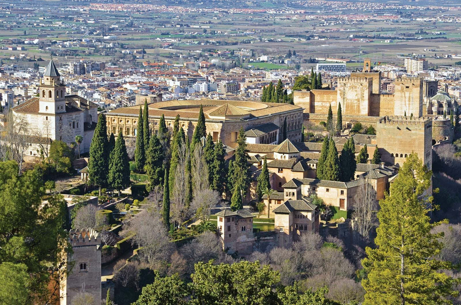Explore the culture, beauty and customs of Spain