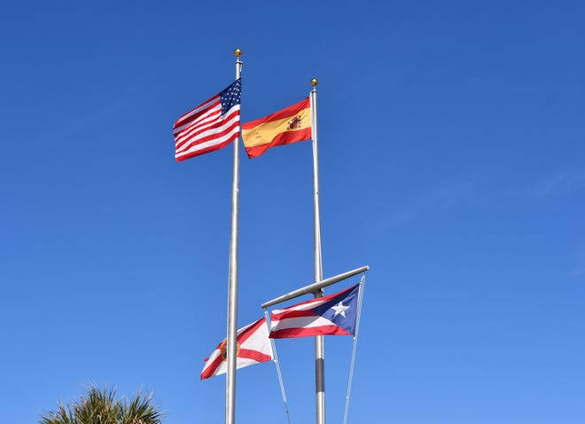 Spanien Flag Amerikanske Flag Wallpaper