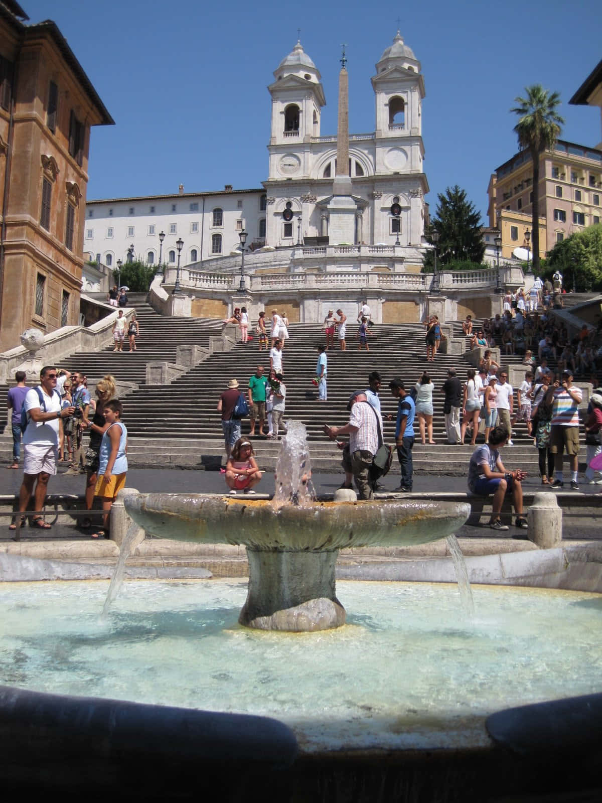 Spanish Steps Flowing Fountain Wallpaper