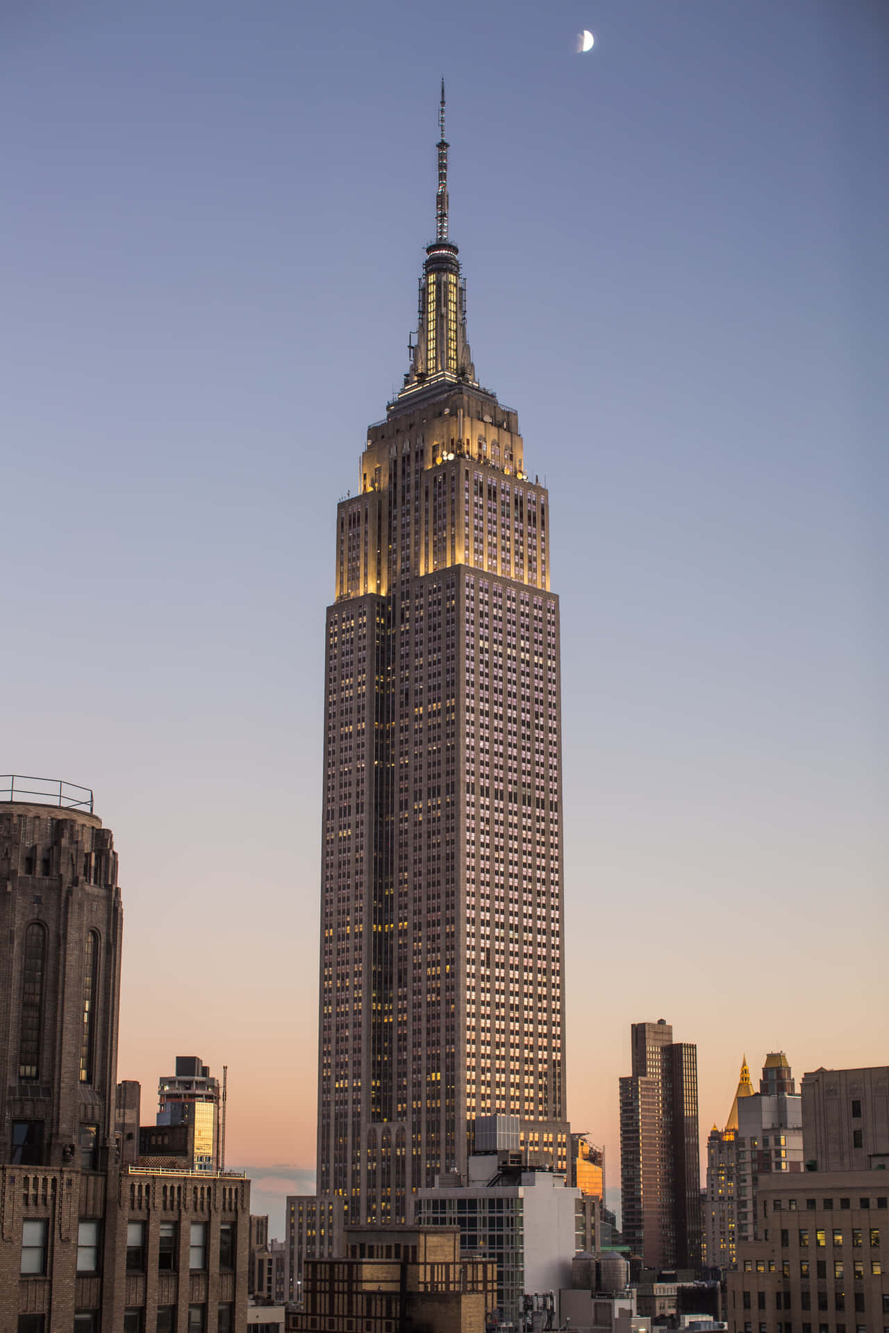 Spectacular Cityscape At Twilight