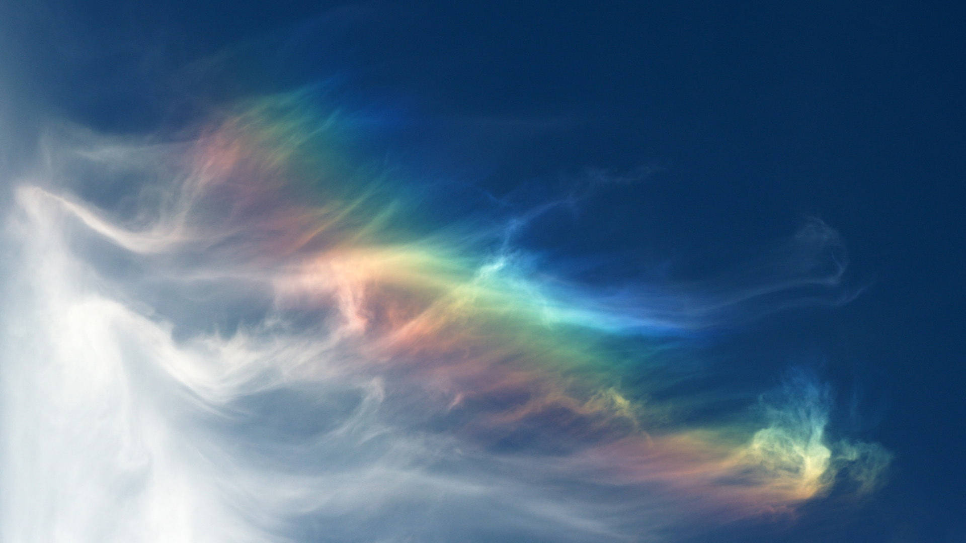 Spectrum Light In Sky Wallpaper