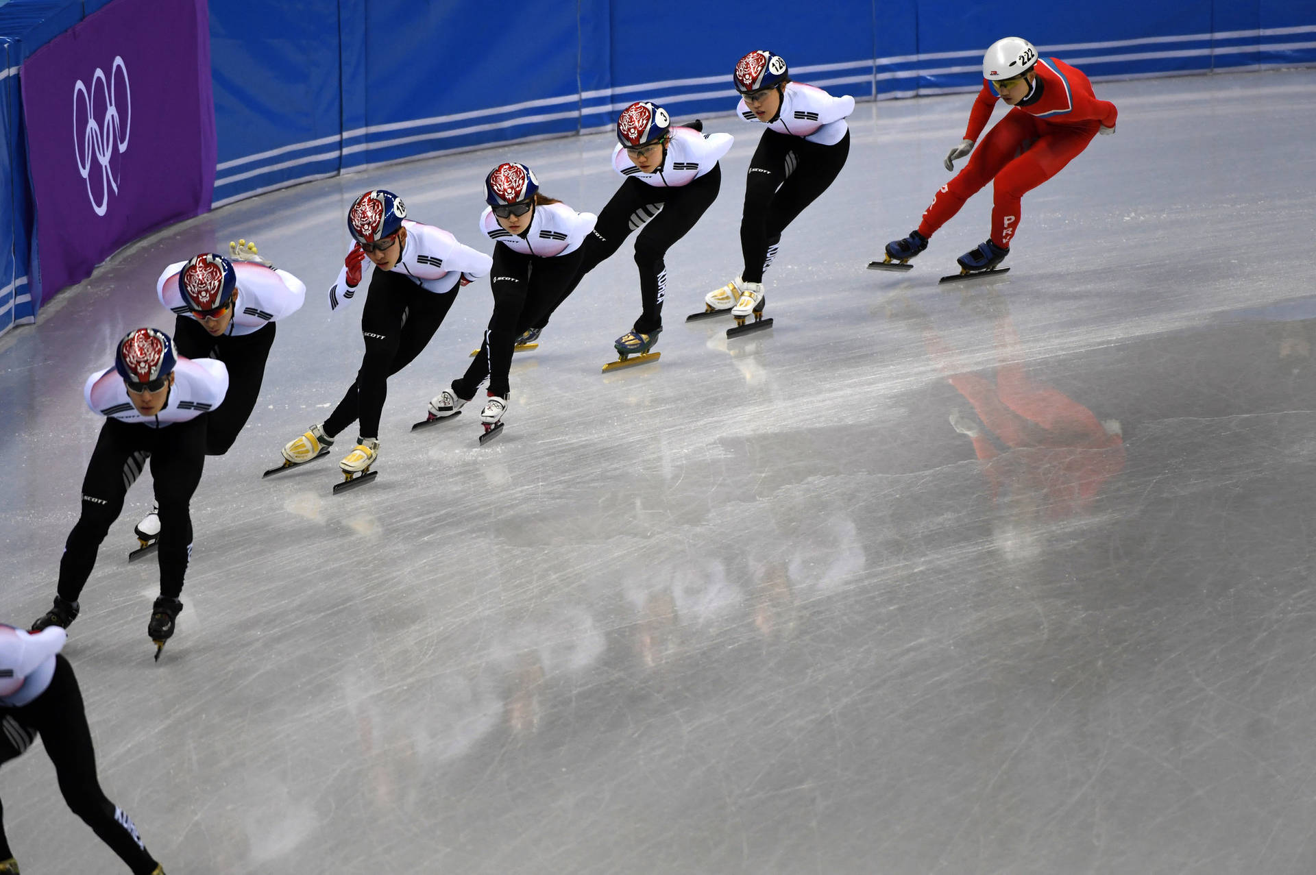 Speed Skating Competition Olympic Sports Wallpaper
