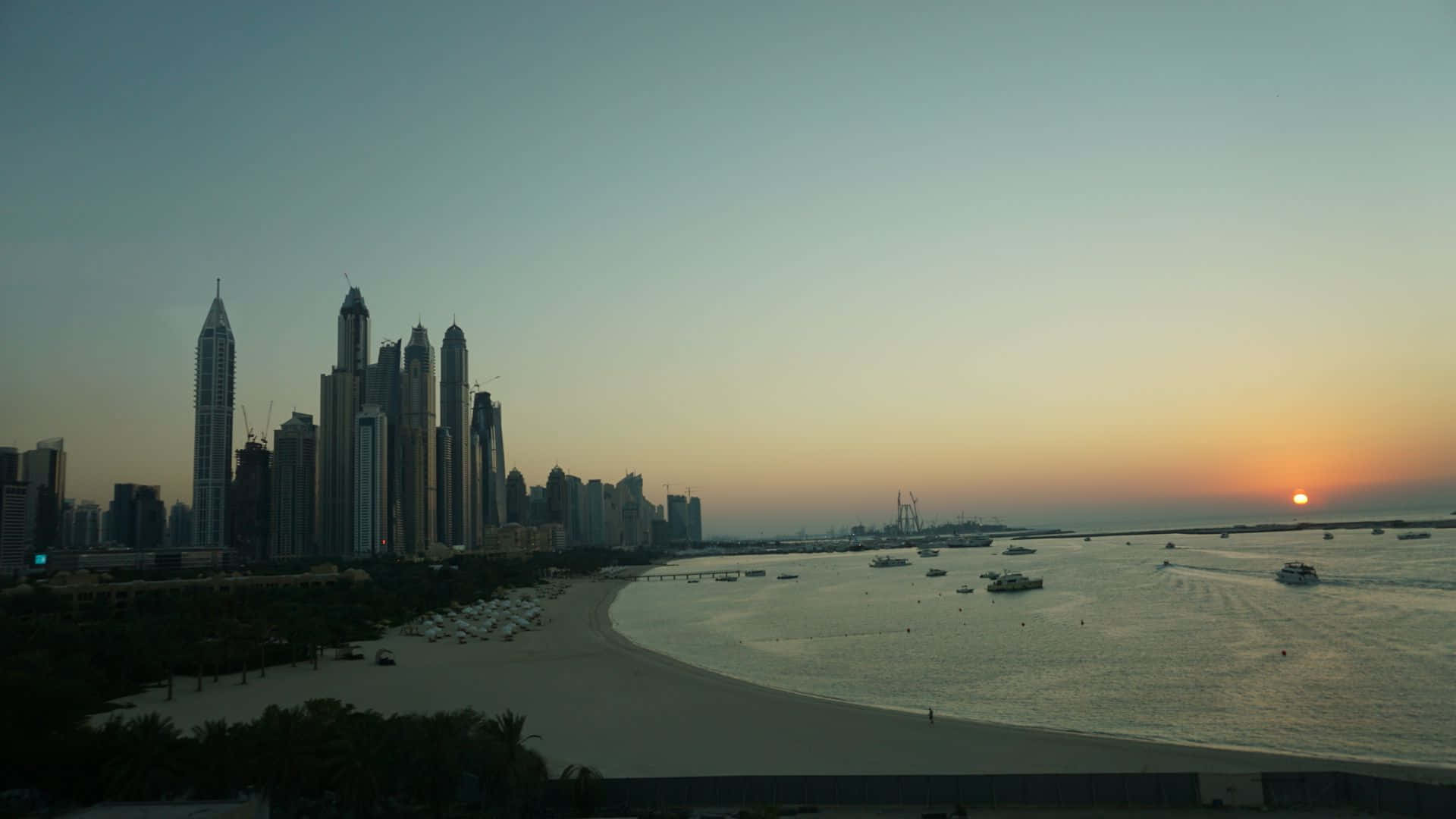 Spettacolarevista Notturna Dello Skyline Di Dubai.