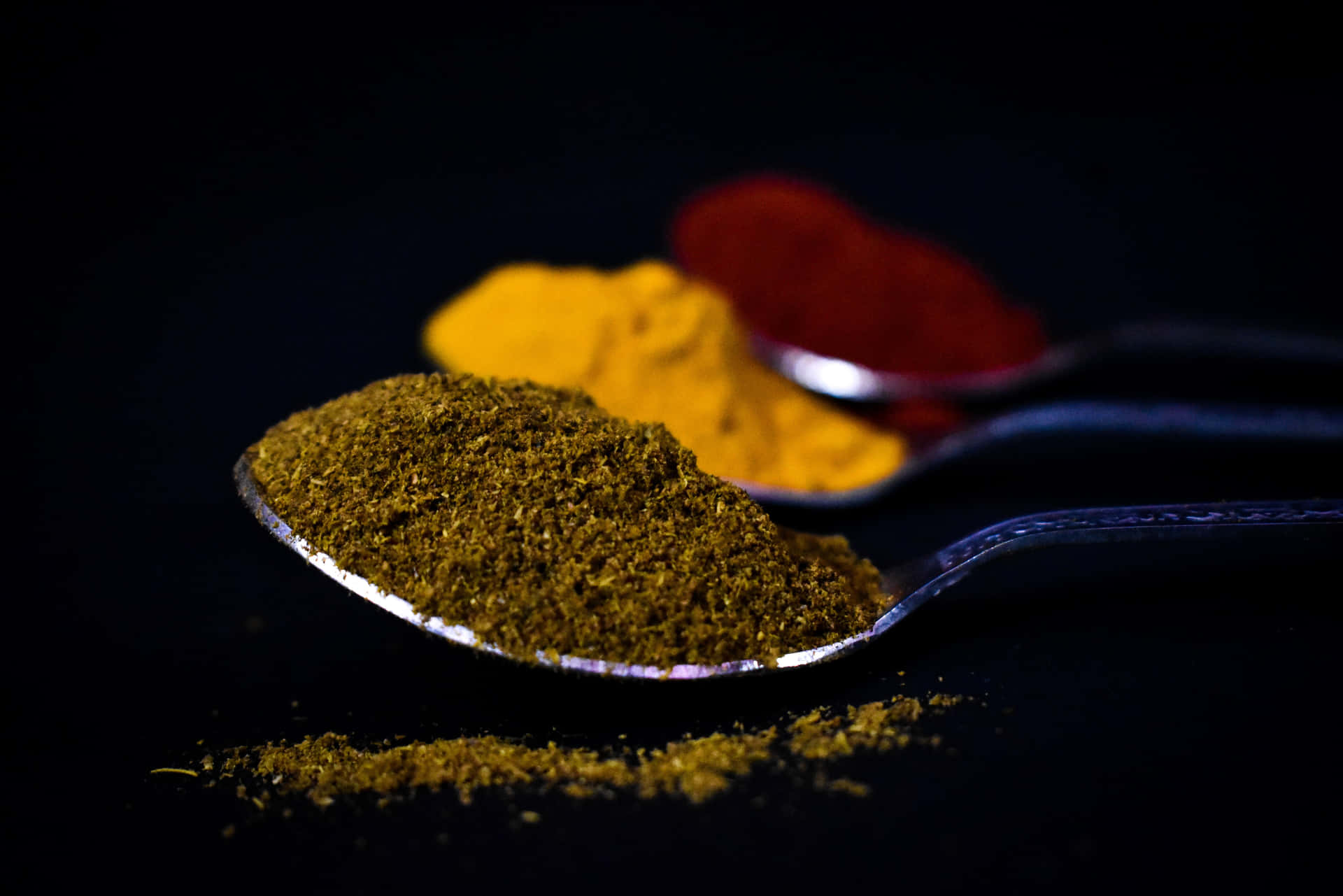A Variety of Spices to Create Delicious Dishes