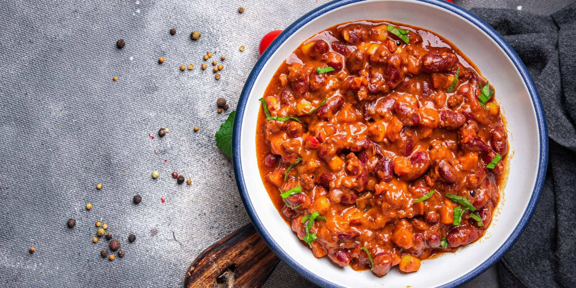 Download Spicy Hot Chili Con Carne Wallpaper 