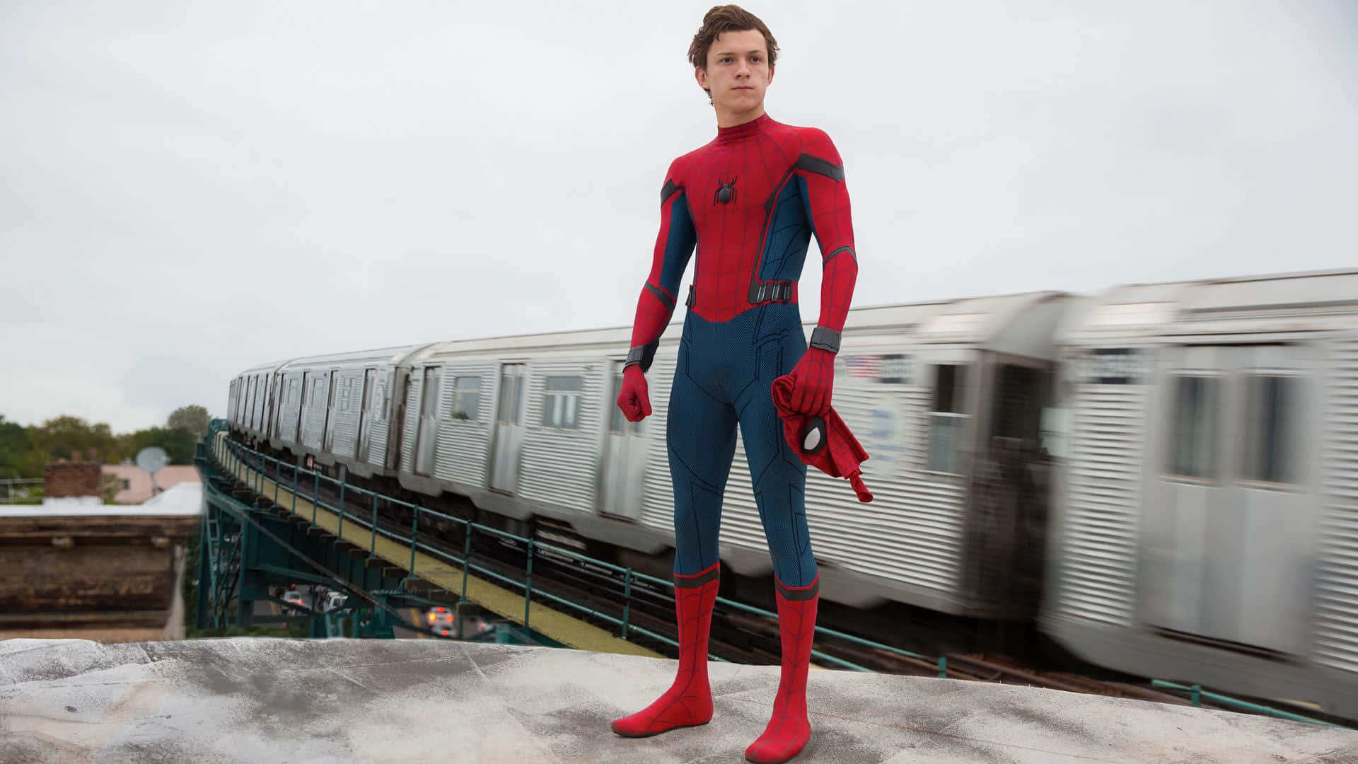 ¡prepáratepara Una Emocionante Aventura De Spider-man En Spider-man Homecoming! Fondo de pantalla