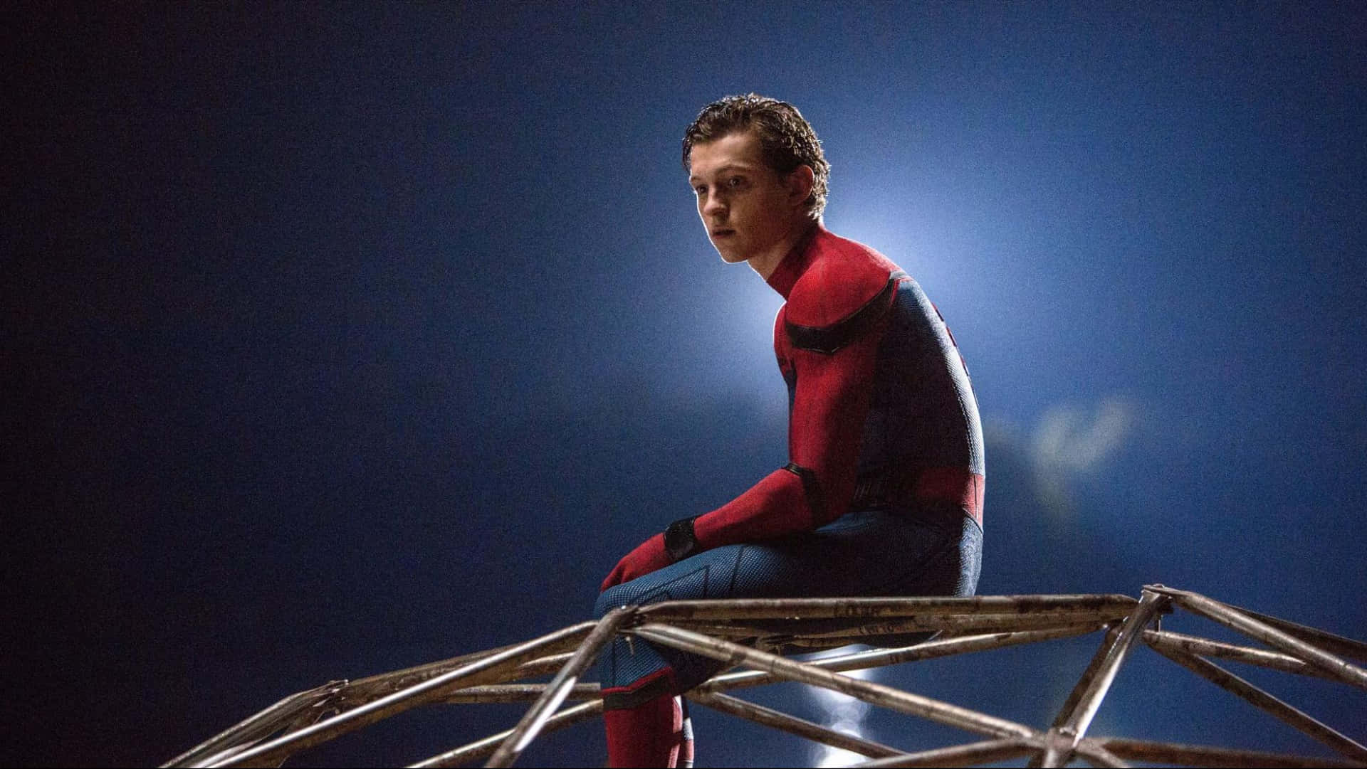Spider Man Homecoming: Peter Parker flies into action Wallpaper