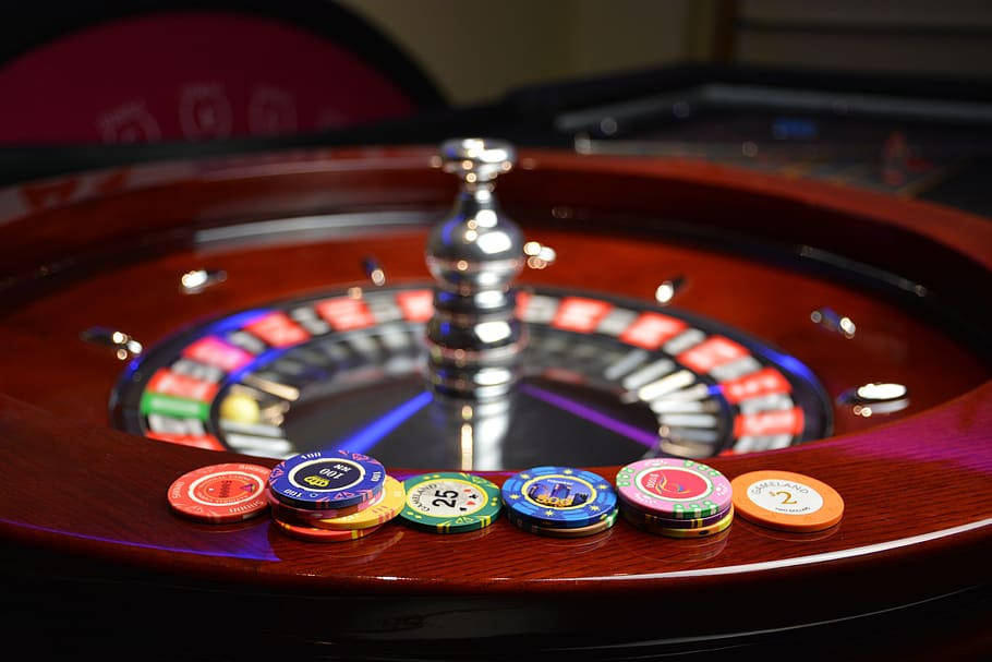 Spinning Roulette Wheel In Action Wallpaper