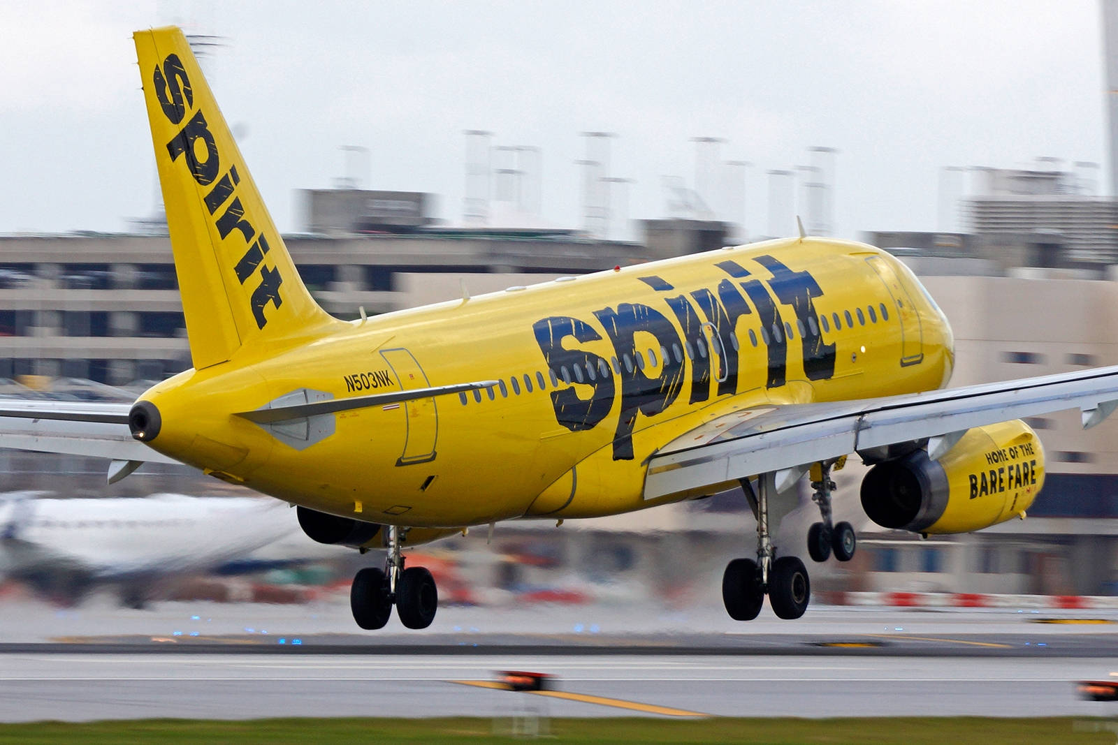 Decolload Alta Velocità Di Spirit Airlines Sfondo