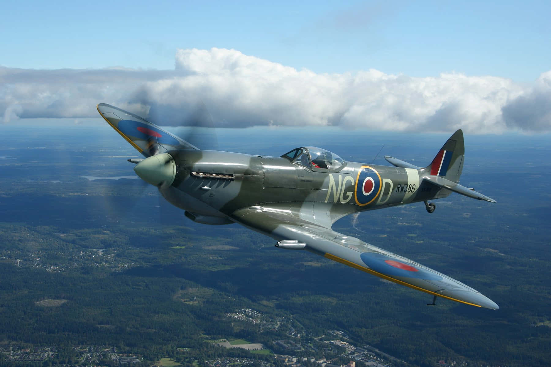 Ære den ikoniske Spitfire flyvemaskine arv Wallpaper