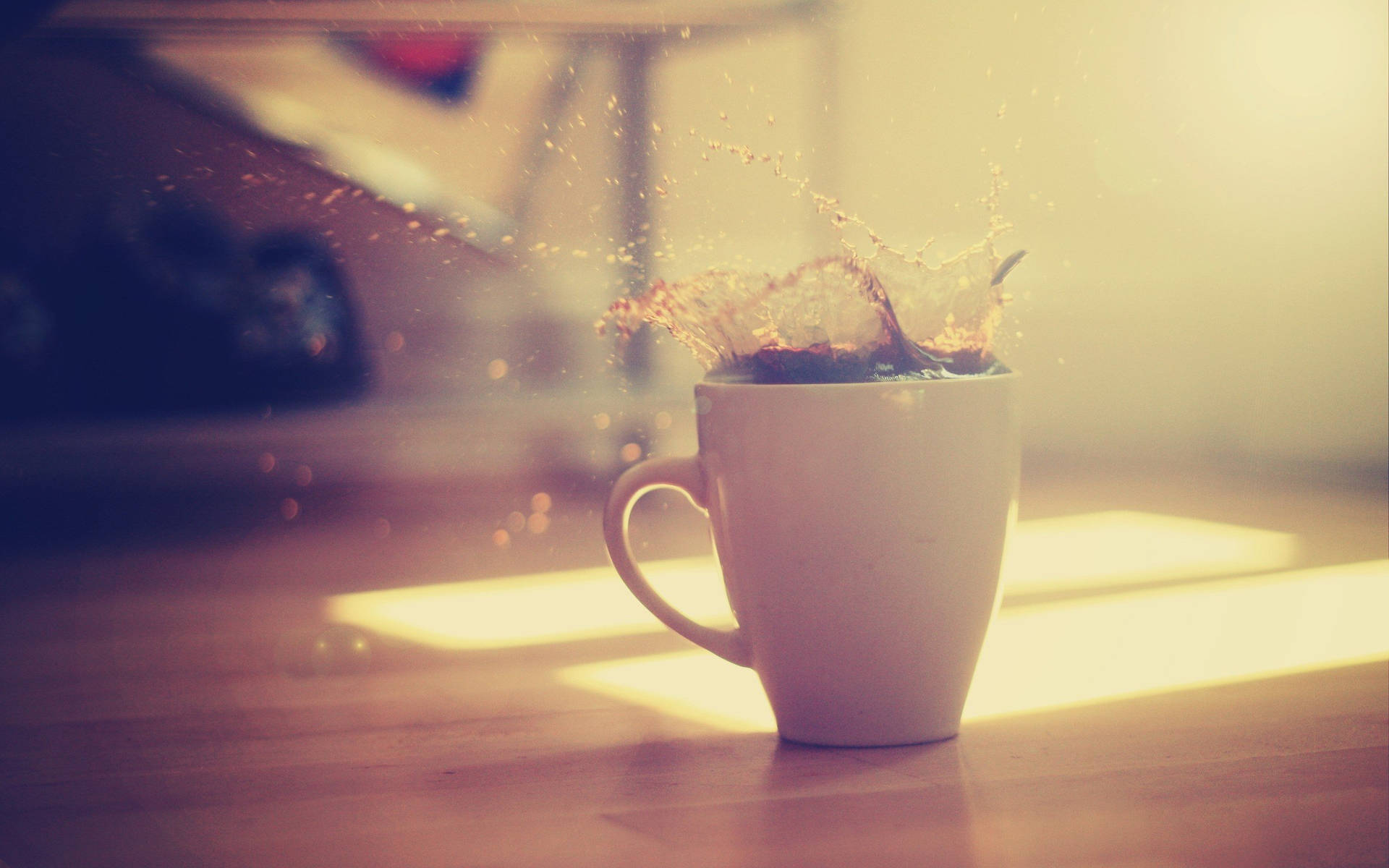 Splash Of Coffee In A Coffee Cup Picture