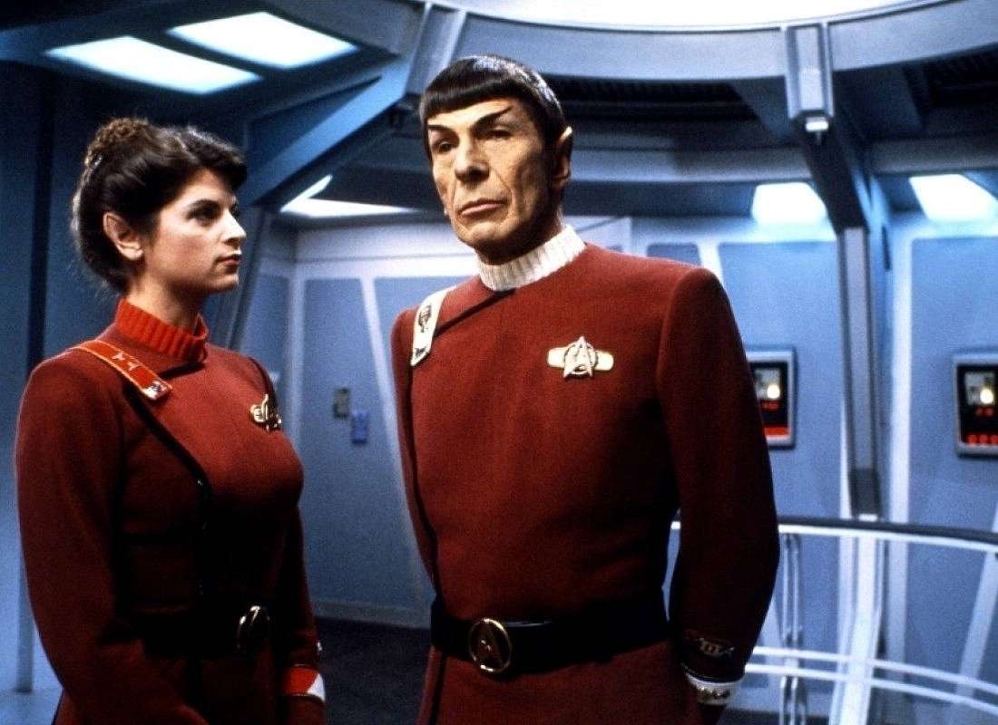 Spock With Saavik In Starship Wallpaper
