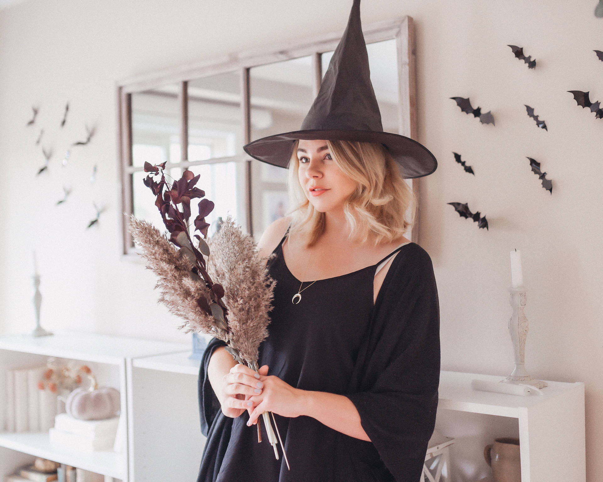 Spooky Halloween Witch Costume