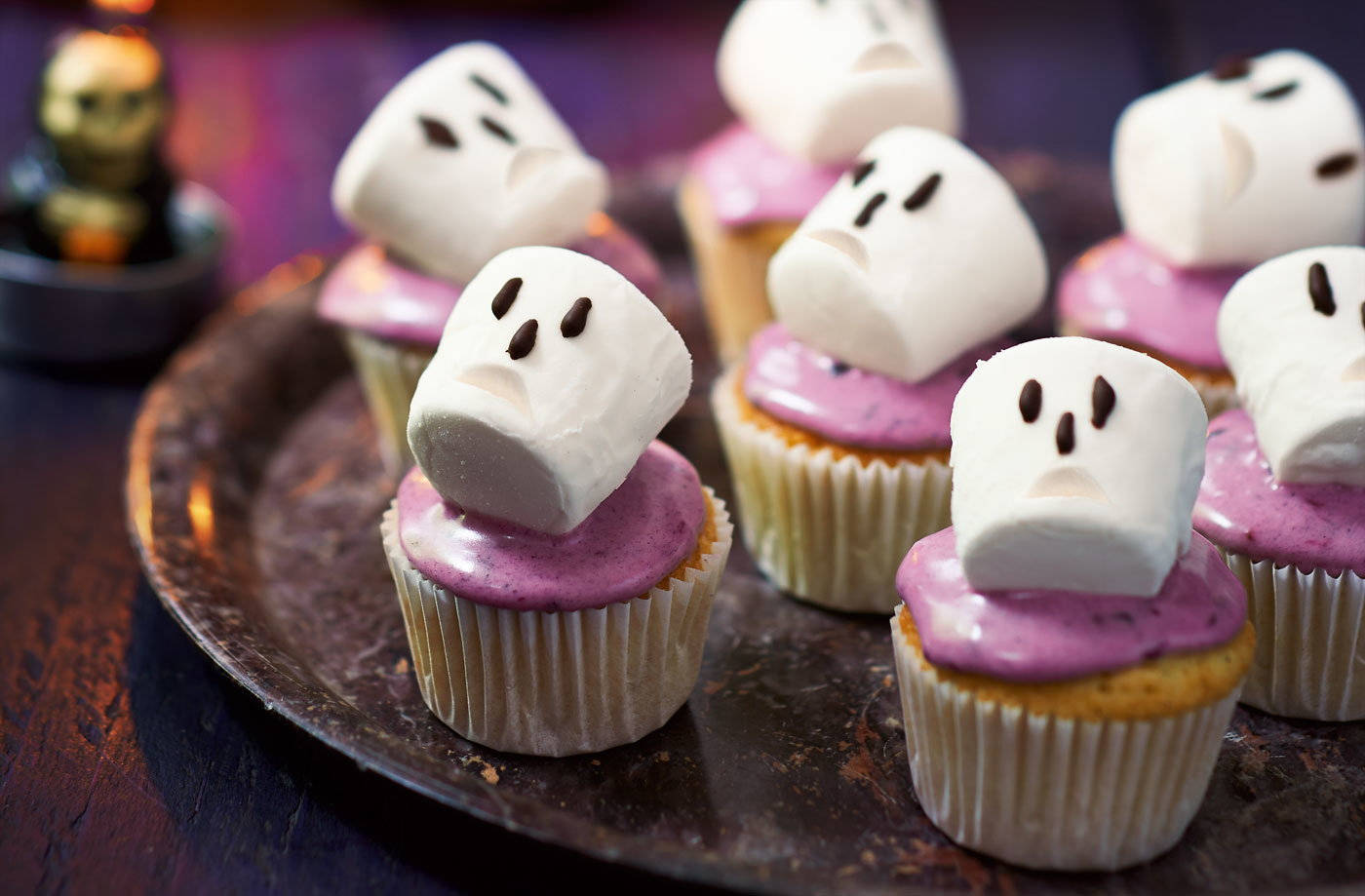 Spooky Marshmallow Cupcakes Wallpaper