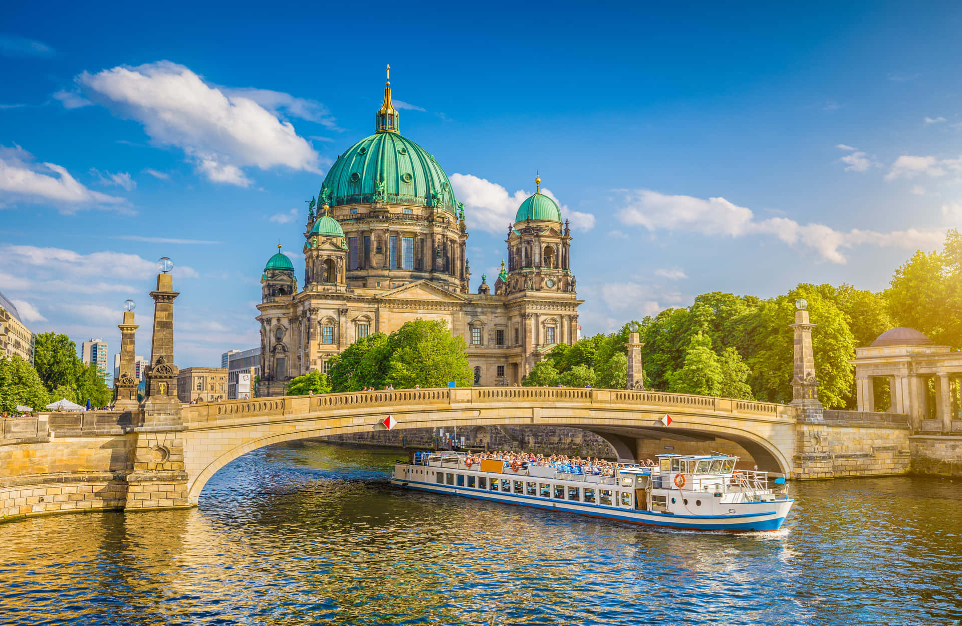 Spree River Cruise Passing Museum Island Background