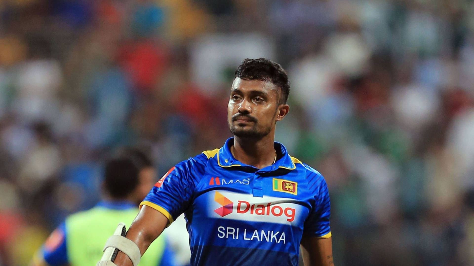 Jogadorde Críquete Do Sri Lanka Dhanushka Gunathilaka. Papel de Parede