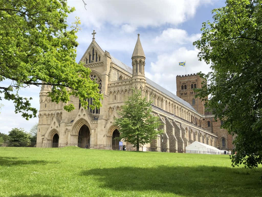 St Albans Cathedral Summer View Wallpaper