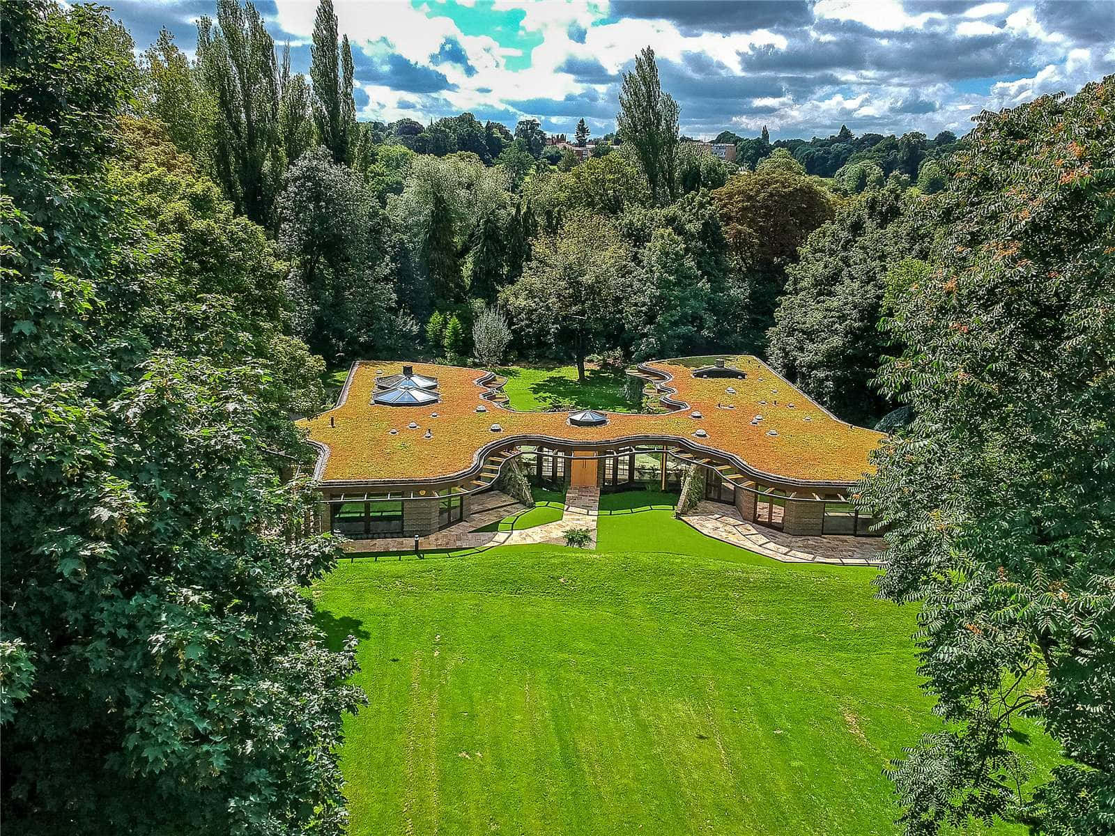 St Albans Green Roof Park U K Wallpaper