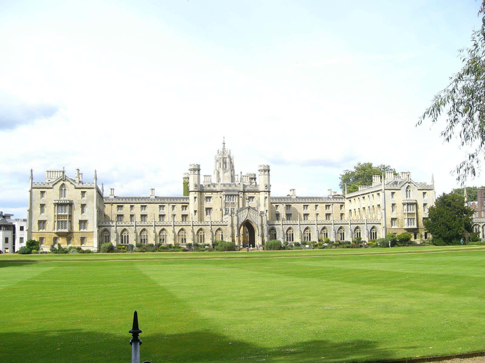 Panoramic view of the historic St. John's College, Cambridge University Wallpaper
