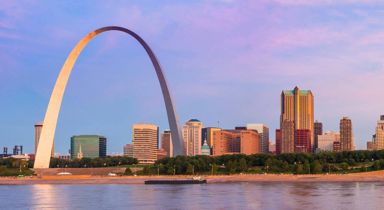 St Louis Pink Sky Wallpaper