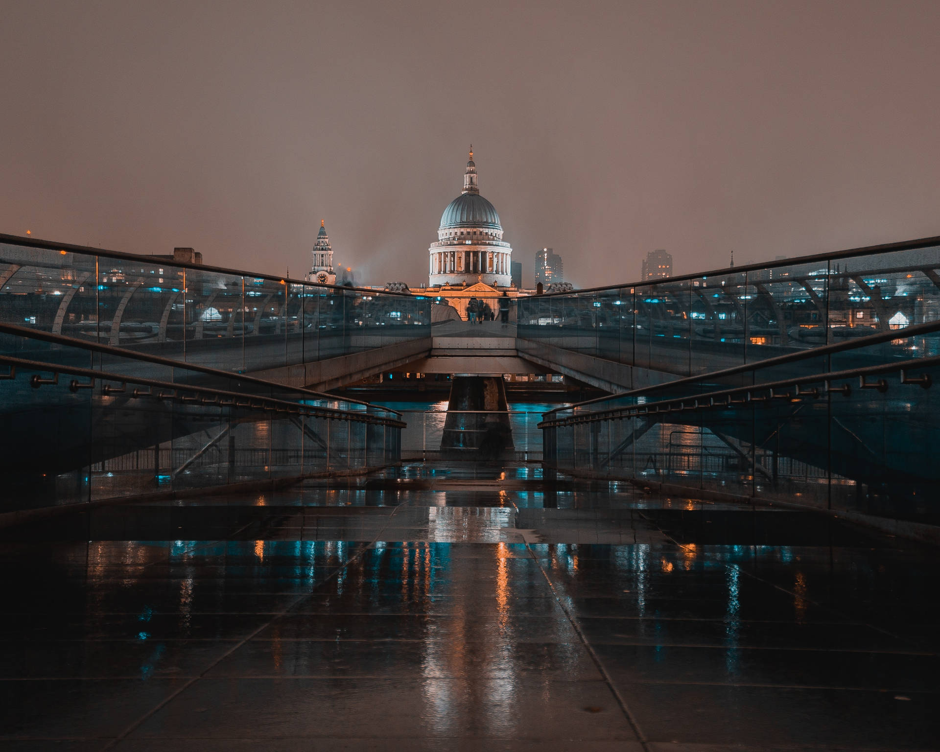 St Paul Millennium Bridge Rainy Night Wallpaper