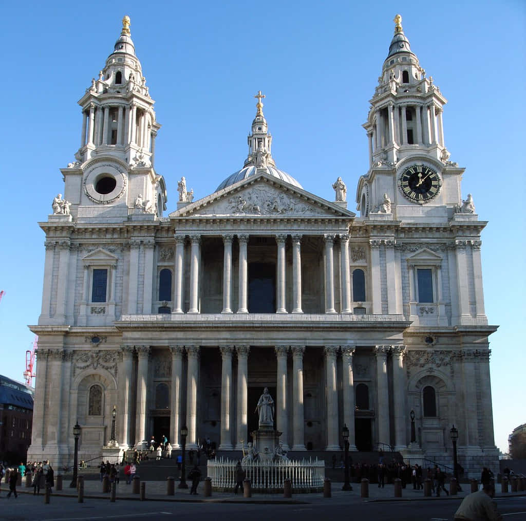 St. Paul's Cathedral West Facade Wallpaper