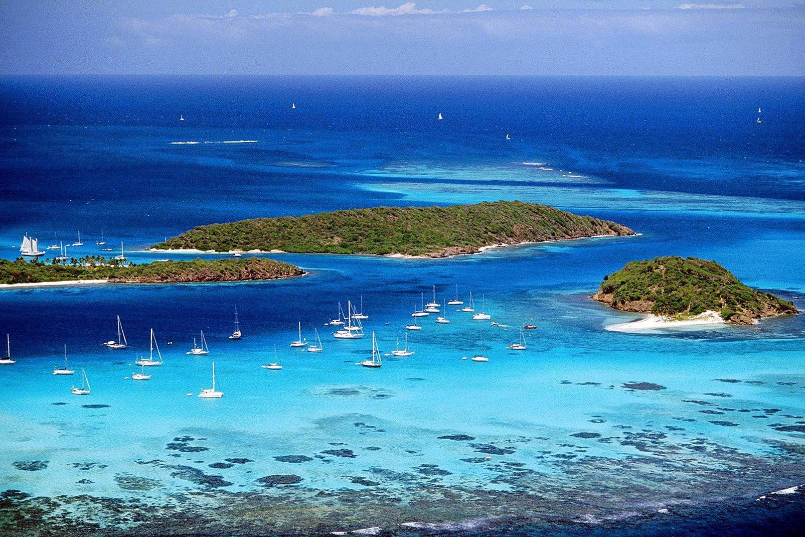 St Vincent And The Grenadines Sailing Boats Wallpaper
