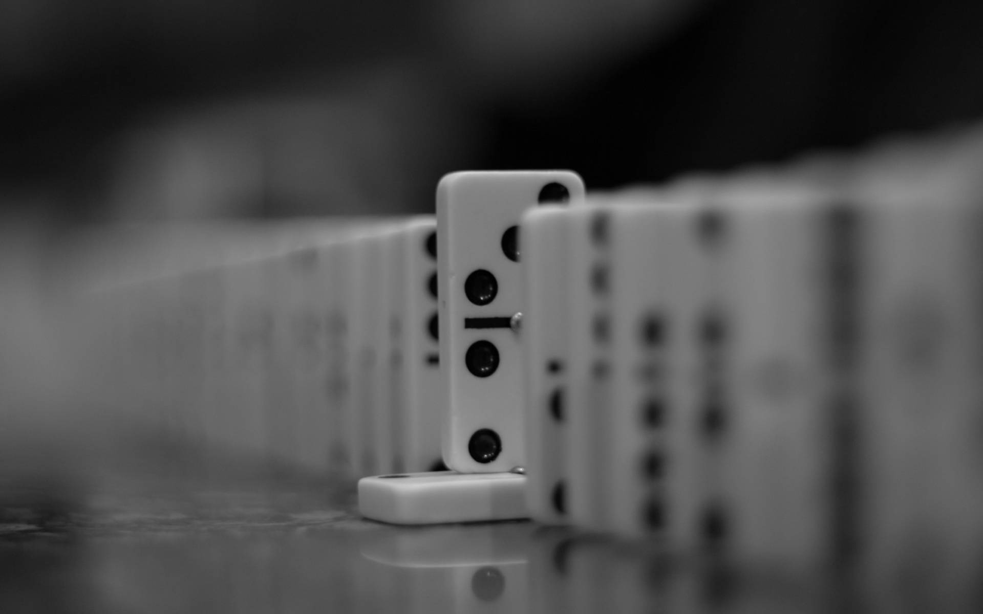 Stacked Domino Piece Wallpaper