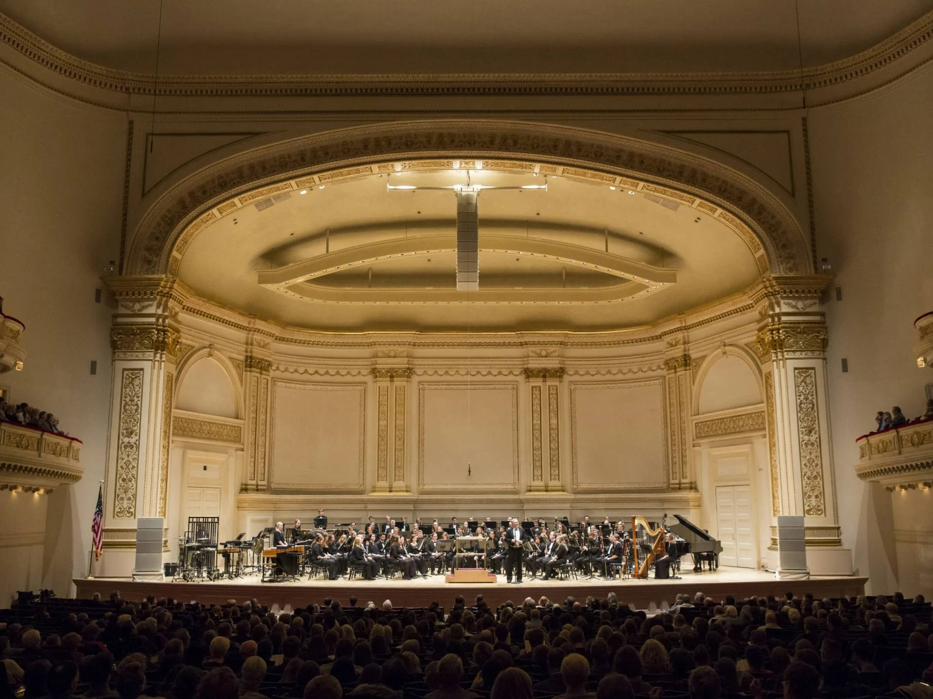 Lucesde Escenario Abiertas En Carnegie Hall Fondo de pantalla