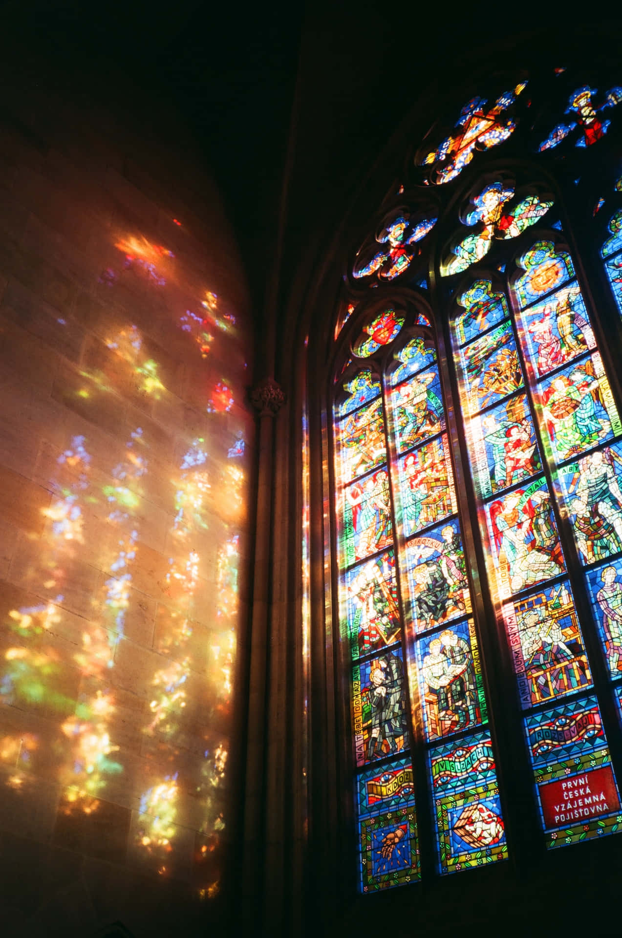 Ventanade Vidrieras En Una Iglesia