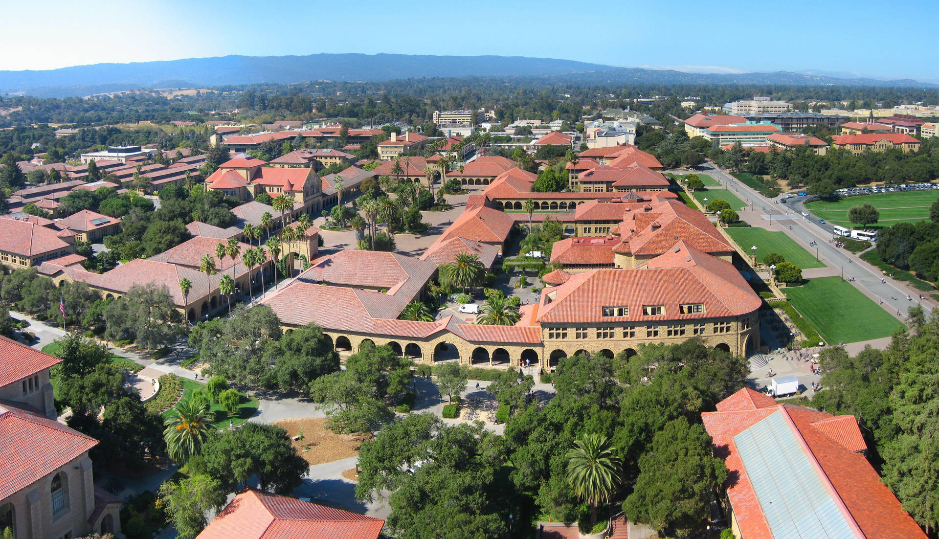 Campusda Universidade De Stanford Vista Aérea. Papel de Parede